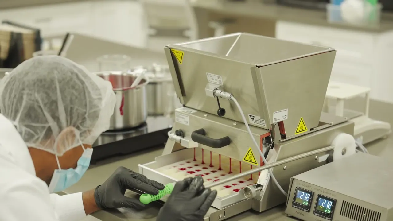 Inside Enova Science 70,000 sq ft NSF GMP botanical capsule manufacturing plant